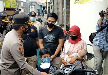 Mengharu Biru! Jalannya Mencari Nafkah Harus Terhambat Gegara Motornya Dicuri, Driver Ojol Ini Malah Dapat Rezeki yang Tak Terduga dari Jokowi, Apa Kira-Kira yang Dilakukan sang Presiden?