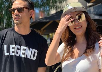 Ziarah ke Makam Ashraf Sinclair, BCL Tulis Pesan Sendu dan Singgung Soal Kebahagiaan: Kami Lebih Bahagia Sekarang, Ku Harap Kamu Juga...