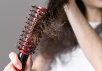 Pernah Dengar Istilah Hair Breakage atau Kerusakan Rambut? Ini Dia 4 Penyebabnya!