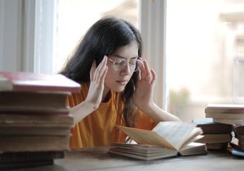 4 Zodiak Ini Akan Mendapat Peluang Emas di Depan Mata Tapi Ada Syaratnya, Yuk Simak Ramalan Horoskopnya Minggu Ini!