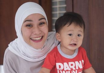 Pengalaman Punya 5 Anak, Zaskia Adya Mecca Ketakutan Ketika Si Bungsu Demam Hingga 40 Derajat Karena Tumbuh Gigi, Benarkah Demam Tinggi Pada Anak Bisa Menyebabkan Kerusakan Otak?