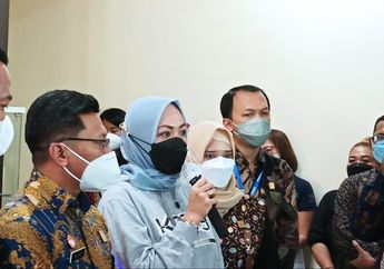 'Capek Suara Agak Habis', Perdana Wajib Lapor, Angelina Sondakh Akui Kurang Sehat