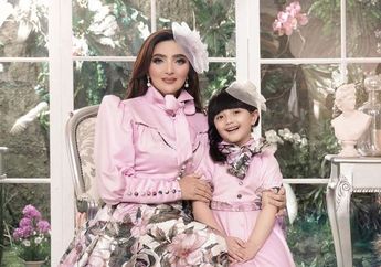 'Masih Kayak Anak Kuliah' Kece Parah Meski Sudah Jadi Nenek dan Usianya Hampir Menginjak 40 Tahun, Intip Penampilan Ashanty yang Banjir Pujian dan Netizen!