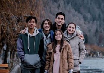 Baru Berusia 14 Tahun, Putra Kedua Darius Sinatria dan Donna Agnesia Siap Masuk Akademi Sepak Bola di Prancis Menyusul Sang Kakak