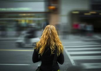 Jangan Takut, Arti Mimpi Didatangi Wanita Misterius Secara Tiba-tiba Ternyata Menyimpan Banyak Makna Positif, Begini Penjelasannya