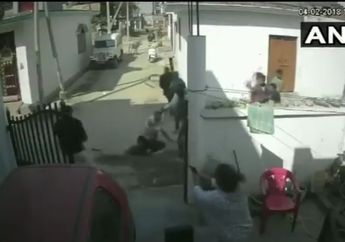 Lihat Suaminya Dikeroyok, Seorang Istri Todongkan Senjata Api Revolver, Tak Ragu Hujani Tembakan ke Kawanan Pengeroyok