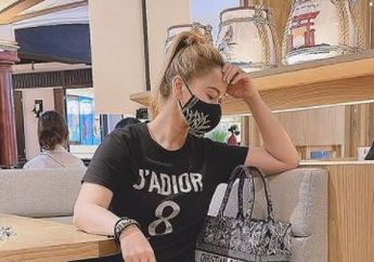 Pantas Hartanya Tumpah Ruah Sampai Punya Rumah Berlapis Emas, Biduan Kaya Ini Tak Gengsi Banting Setir Jualan Rawon Demi Raup Cuan, Begini Aksinya Masak di Wajan Segede Gaban