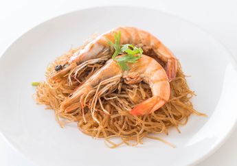 Pantas Selalu Jadi Menu Andalan, Ternyata ini Cara Rahasia Tukang Katering demi Bikin Bihun Goreng khas Katering, Gampang Banget!