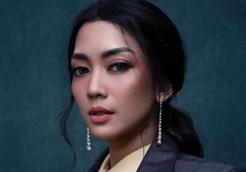 Rumah Tangganya Selalu Harmonis Lalu Mendadak Diterjang Isu Orang Ketiga, Intip Kamar Tidur di Rumah Artis Ririn Dwi Ariyanti, Super Elegan dengan Tema Monokrom