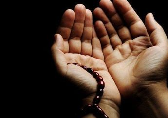 Menjelang Ramadan 2022, Ternyata Begini Sejarah dan Tradisi Kirim Doa Saat Ziarah Kubur Sebelum Menyambut Datangnya Bulan Puasa