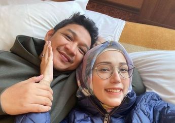 Padahal Sudah Beranak 7 dan Tak Lagi Muda, Tengok Penampilan Pasha Ungu dan Adelia Wilhelmina Kenakan Seragam SMA, Masih Pantes dan Awet Muda Maksimal!