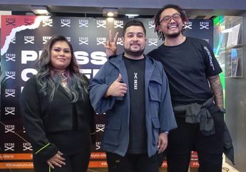 Sering Berpenampilan Nyentrik, Ternyata Uus Diomelin Istri Saat Menyiapkan Pakaian