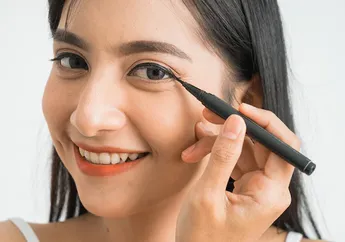 3 Rekomendasi Produk Eyeliner Tahan Lama Murah Harga di Bawah 40 Ribu Rupiah