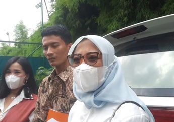 'Bukannya Lebih Cepet Ya?' Doddy Sudrajat Mangkir dari&nbsp;Agenda Mediasi Sidang Cerai, Puput Mengaku Tak Kecewa