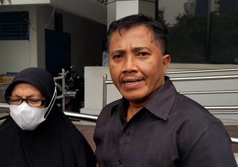 'Terlalu Menunda-nunda' Keluarga Kandung Curigai Soal Surat Wasiat yang Tak Kunjung Dibacakan Anak Angkat Dorce Gamalama