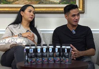 Pacar Berondongnya Turut Gotong Keranda Jenazah sang Ibunda, Kalina Ocktaranny Ungkap Reaksi Mama Een Saat Bertemu Ricky W Miraza