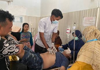 Mic Maut Pembawa Petaka, Maksud Hati Ingin Nyanyi Sambil Masak, Pemuda 20 Tahun di Sulawesi Ini Justru Meregang Nyawa, Mic Ini Jadi Saksi Bisunya