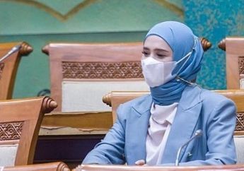 Demen Mejeng Ala Ibu Sosialita Kelas Atas Usai Jadi Anggota DPR RI Berharta Rp 15 Miliar, Mulan Jameela Kepergok Banting Tulang Masak Bakso di Dapur Sederhana ini