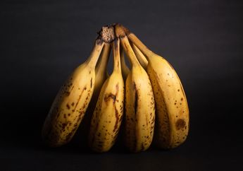 Tak Langsung Buang Pisang yang Sudah Muncul Bercak Hitam, Pria ini Syok Rasakan Perubahan Luar Biasa pada Tubuhnya