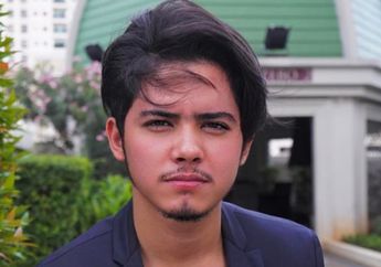 'Gue Dipaksa Kerja untuk Menduiti Mereka', Aliando Syarief Ngaku Bisa Kena OCD Gegara Tindakan Kriminal di Rumahnya Sendiri: Dia Nyuci Beberapa Otak Lainnya
