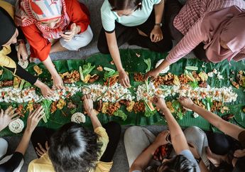  Mengenal Keragaman Tradisi Unik di Indonesia yang Jadi Pemersatu Bangsa