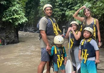 Potret Terkini Nia Ramadhani Pasca Bebas, Langsung Pergi Jauh Ajak Keluarga Family Time