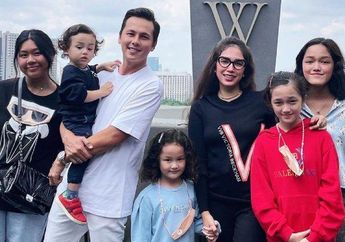 'Saya Anak yang Selalu Dinantikan', 2 Tahun Tak Rayakan Idul Fitri Bersama Orang Tua, Andhika Pratama Langsung Boyong Anak dan Istri Mudik Lebaran 2022 ke Kampung Halaman