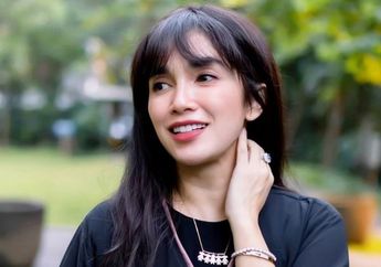 Ussy Sulistiawaty Tiba-tiba Pamer Penampilan Baru yang Cantik Paripurna dengan Hidung Mancung, Istri Andhika Pratama: Ya Ampun... Jadi Begini Penampakan Aku Kalo Operasi Idung Gaes