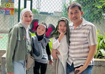 Dikenal Sebagai Sutradara Galak, Terungkap Sisi Lain Hanung Bramantyo Saat Ajari Putranya Panjat Pohon dan Main Hujan, Zaskia Adya Mecca Ikut Girang: Berkesan Banget!