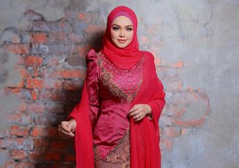 Hidup Bahagia Jadi Istri Pengusaha Kosmetik Malaysia, Tengok Potret Rumah Artis Cantik Ini di Kampung Halamannya, Pagarnya Saja Dihiasi Ukiran Emas Layaknya Gerbang Istana!