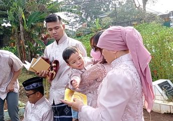 Lebaran Pertama sebagai Anak Yatim Piatu, Gala Sky Rewel di Makam Vanessa Angel Sambil Tunjuk Foto Bibi Ardiansyah