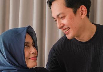 Mama Dahlia Meninggal Dunia, Kiki Farrel Sempat Bagikan Kondisi Terakhir sang Ibu Saat Berjuang Melawan Kanker, Selalu Muntah hingga Makan Harus Melalui Infus