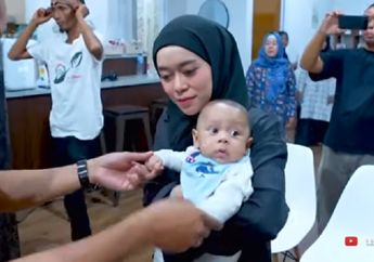 Diajak Dangdutan Rizky Billar dan Lesti Kejora saat di Kampung, Ekspresi Baby L Justru Jadi Sorotan, Begini Tingkahnya yang Menggemaskan