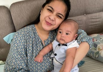 Berasal dari Keluarga Bos Rumah Produksi FTV hingga Bergelimang Kekayaan Sedari Cilik, Harga Kemeja Polos Nagita Slavina Ini Setara Motor Matic!