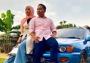 Tak Gengsi Banting Setir Jadi Petani Singkong, Pelawak Kondang Ini Ternyata Hidup Bergelimang Harta hingga Huni Rumah bak Hotel Bintang 5, Koleksi Mobil Mewahnya Bikin Melongo!