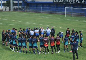 Skuad Belum Lengkap, Latihan Perdana Persib Dihiasi Wajah Baru Asal Jepang