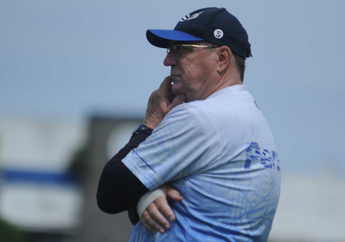 Robert Alberts Baru Pergi Setelah Demonstrasi, Luis Milla Sadar untuk Mundur Baik-baik dari Persib