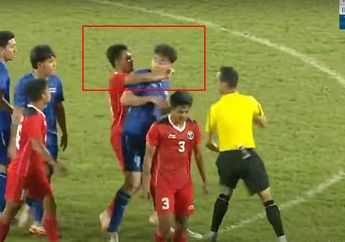 Penjelasan 3 Kartu Merah Indonesia - Firza Andika Tekel Kena Perut, Irianto & Kambuaya Piting Pemain Lawan