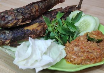 Pantas Sambal Pecel Lele Rasanya Nagih, Pedagang Bongkar Cara Membuatnya, Ternyata Pakai Bumbu Rahasia ini!