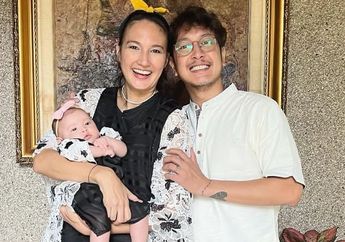 Diasuh Mischa Chandrawinata, Paras Bule Anak Nadine Chandrawinata dan Dimas Anggara Auto Jadi Sorotan, Warganet Berikan Pujian Selangit!