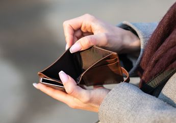 4 Zodiak Paling Boros dan Sering Bangkrut, Gak Bisa Atur Keuangan Sendiri!