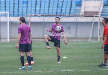 Piala Asia Nanti Dulu, Sandy Walsh Incar Trofi Piala AFF 2022 untuk Timnas Indonesia