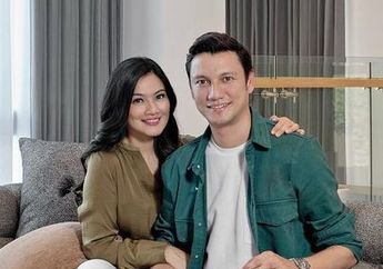 Christian Sugiono Bucin Parah Sampai Ngaku Tak Pernah Bosan dengan sang Istri Meski Telah 20 Tahun Bersama, Titi Kamal Bagikan Momen Masak Romantis Bareng sang Suami