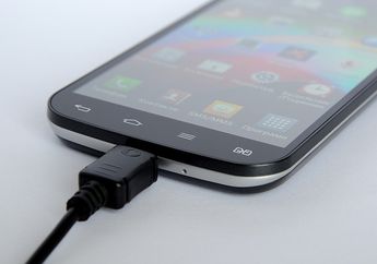 Selama Ini Kita Salah, Charge HP Ternyata Bukan sampai 100 Persen, Ini Penjelasannya