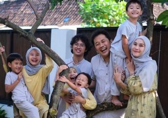 Dilatih Kesederhanaan Hidup oleh Emaknya yang Artis Level Atas, Tengok Gaya Outfit Anak Gadis Zaskia Adya Mecca yang Mulai Pijak ABG, Kece Maksimal dan Tuai Pujian!