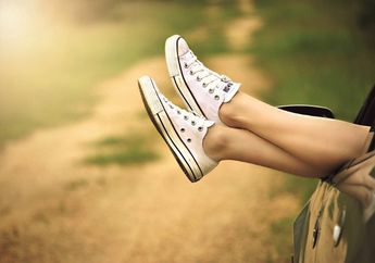 Arti Mimpi Sepatu Baru, Benarkah Pertanda Datangnya Cinta hingga Bertemu Orang yang Diidamkan? Simak Penjelasan Berikut!