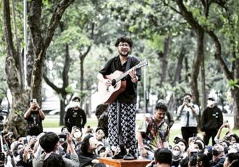 Penyanyi Kunto Aji Bagikan Kabar Duka, sang Ayahanda Tercinta Meninggal Dunia Setelah Berjuang Melawan Kanker