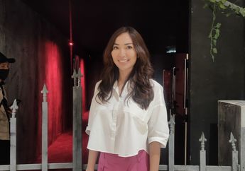 'Itu Memang Request' Gunakan Kebaya Merah Asli Milik Nyai Sukma, Wahana Jurnal Risa 'Rumah Sendakala' Harus Lakukan Ritual Khusus