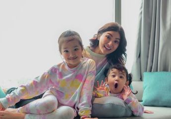 Padahal Tubuhnya Terkapar Lemas, Sarwendah Tetap Rela Tidur Bertiga Dempet-dempetan dengan Anaknya di Ranjang Rumah Sakit Meski Tangan Dililit Selang Infus: Ayahnya Kerja