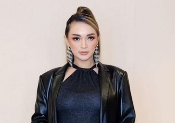 Tampil Menawan Dalam Balutan Dress Ketat Saat Hamil Anak Kedua, Zaskia Gotik Banjir Pujian Netizen hingga Disejajarkan dengan Jennifer Lopez!